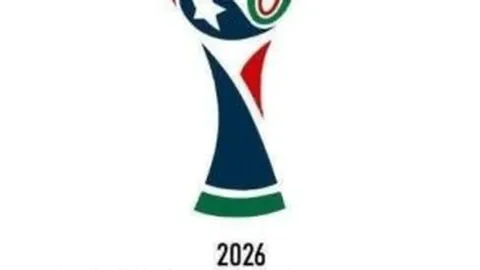 刘梦婷摘得自由式滑雪大跳台世界杯桂冠，2025年1月5日成就辉煌